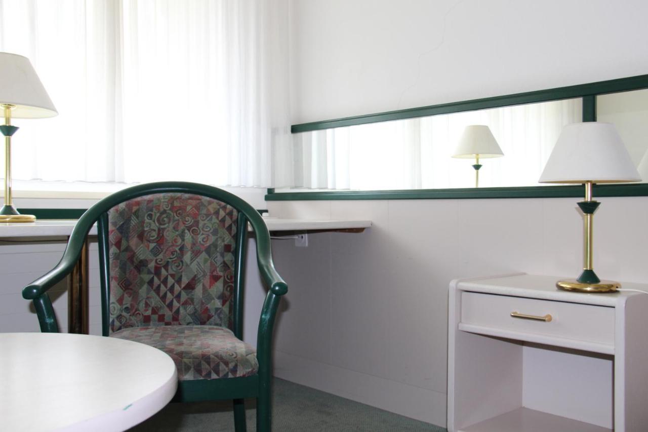 Hotel Postillon Буокс Екстериор снимка